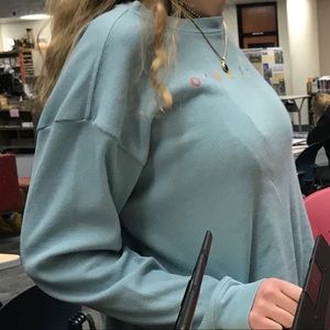 Comfy O’Neill beach shirt! Trendy!